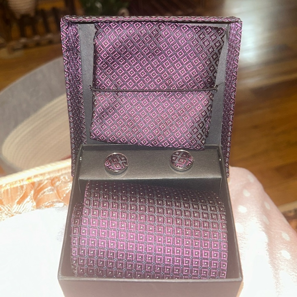 Tie Hanky & Cufflinks